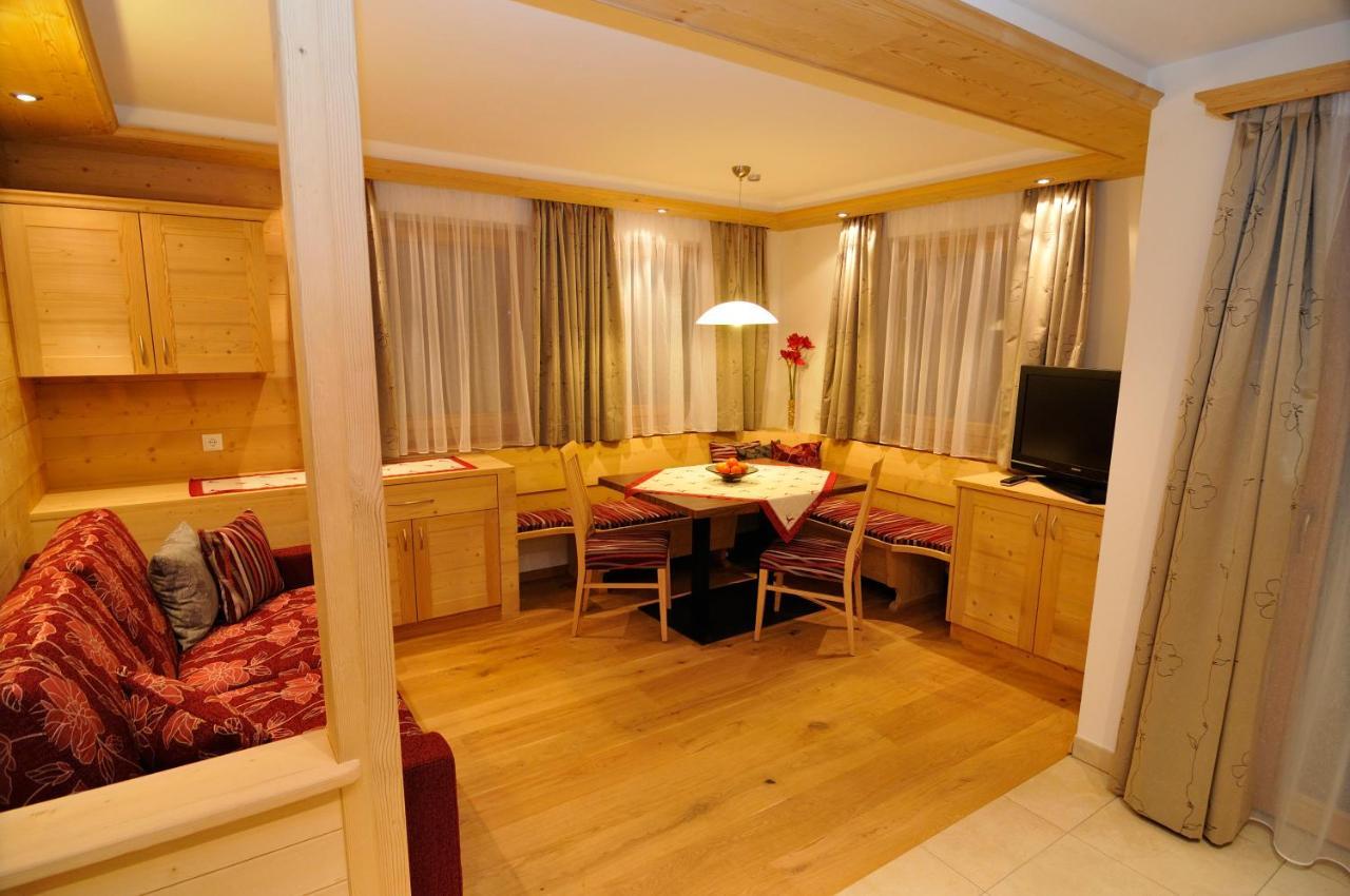 Chalet Regina Sëlva Buitenkant foto